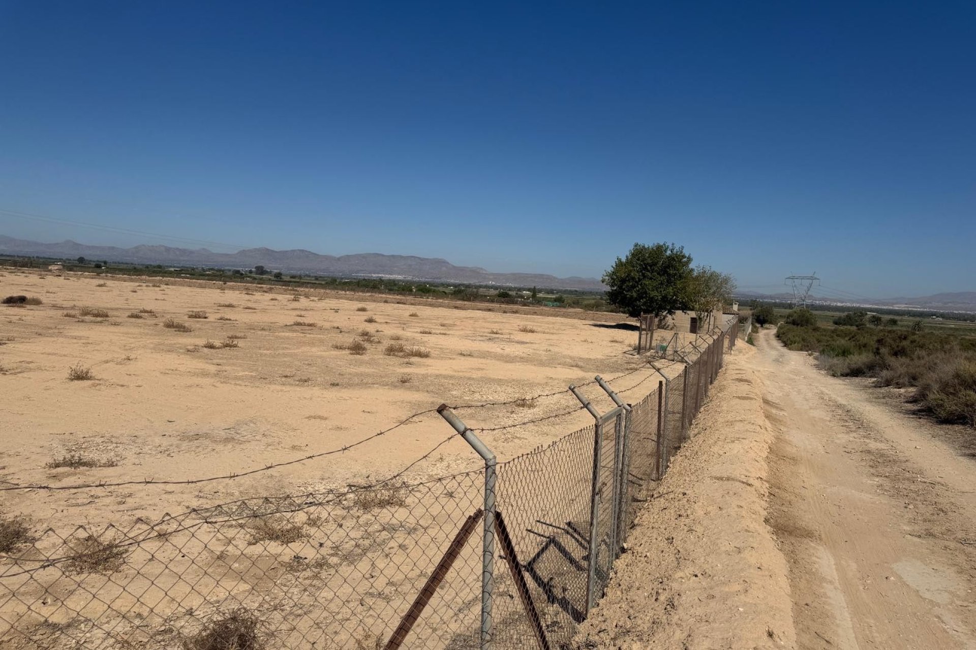 Resale - Plot / Land - Elche - La Marina