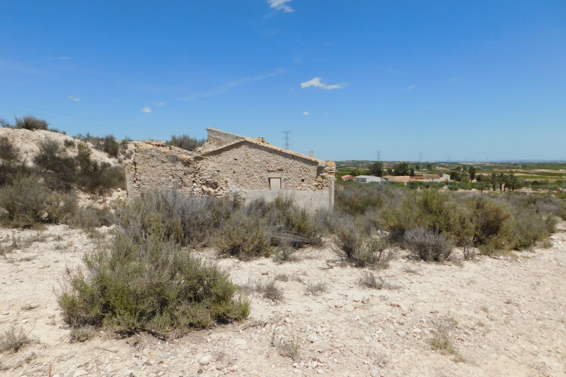 Resale - Plot / Land - Fortuna