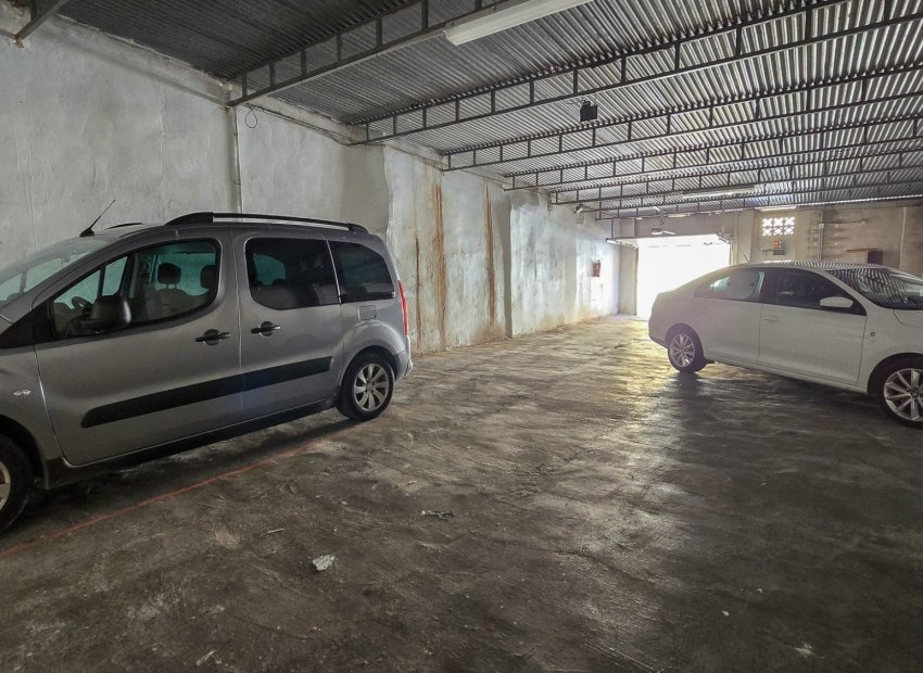 Resale - Plot / Land - Guardamar del Segura - Center