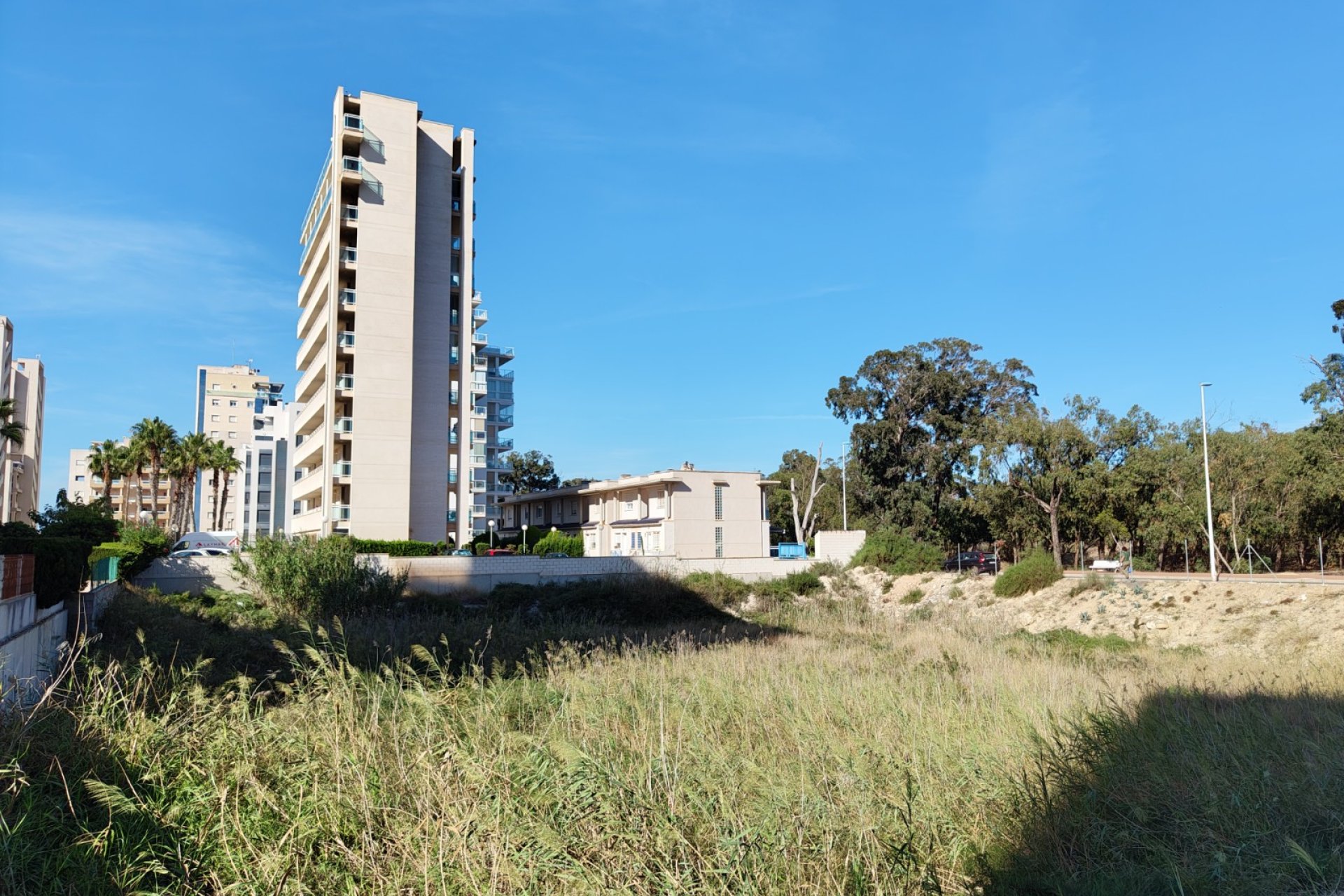 Resale - Plot / Land - Guardamar del Segura