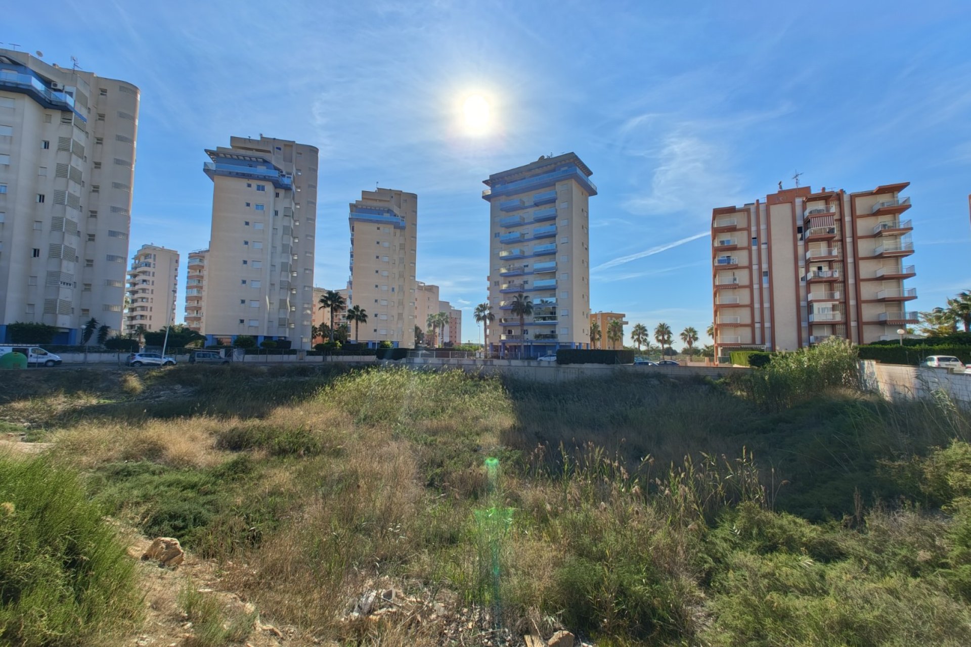 Resale - Plot / Land - Guardamar del Segura