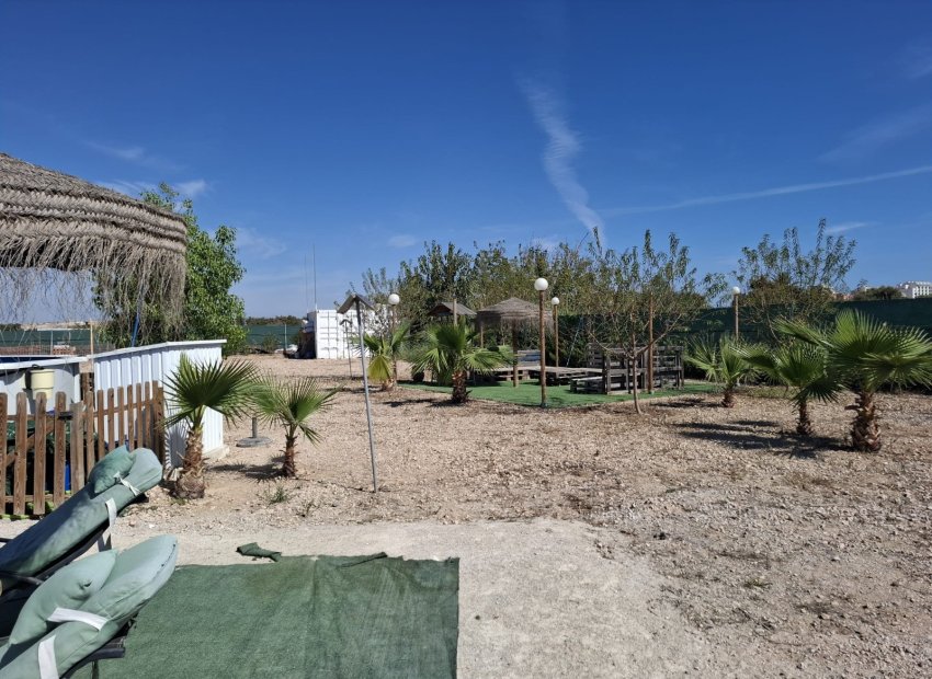 Resale - Plot / Land - Guardamar del Segura