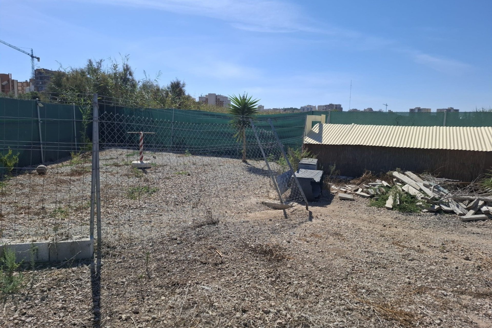 Resale - Plot / Land - Guardamar del Segura