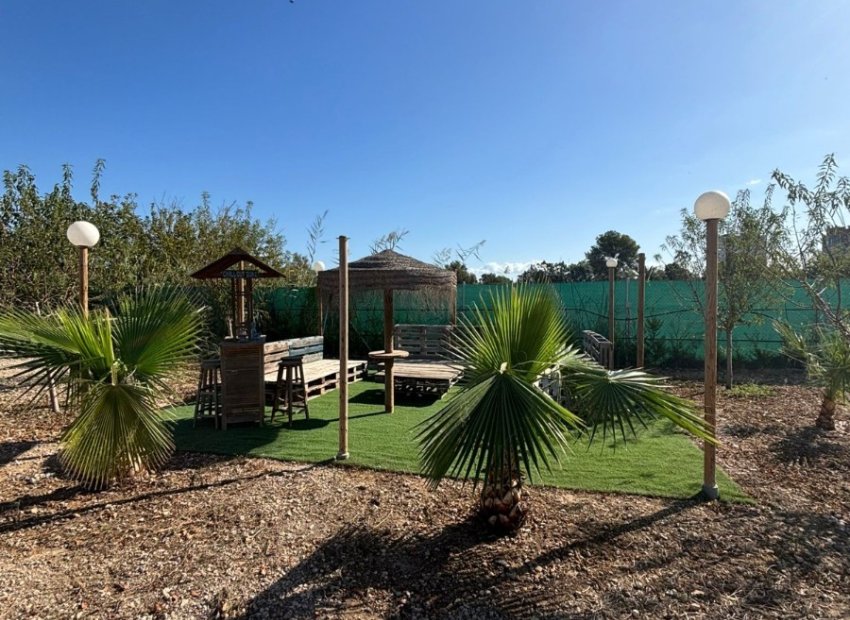 Resale - Plot / Land - Guardamar del Segura