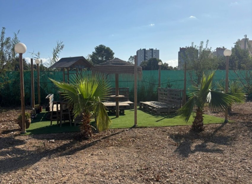 Resale - Plot / Land - Guardamar del Segura