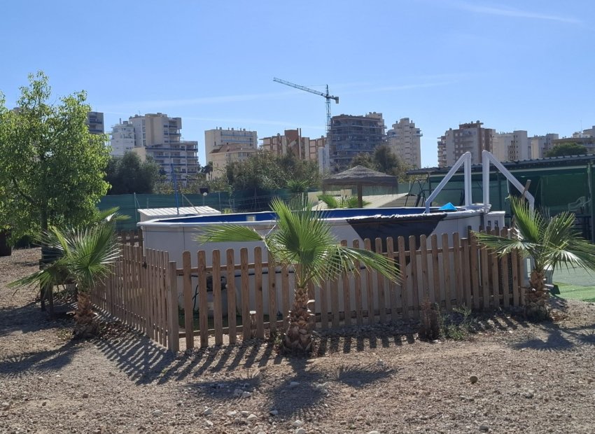 Resale - Plot / Land - Guardamar del Segura