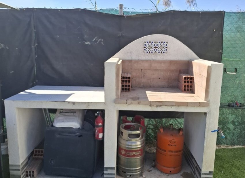 Resale - Plot / Land - Guardamar del Segura