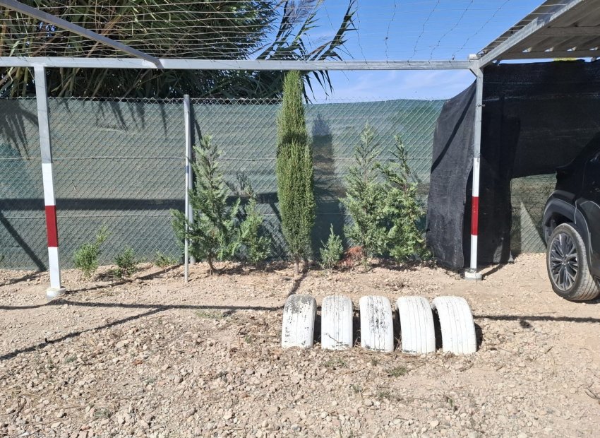 Resale - Plot / Land - Guardamar del Segura