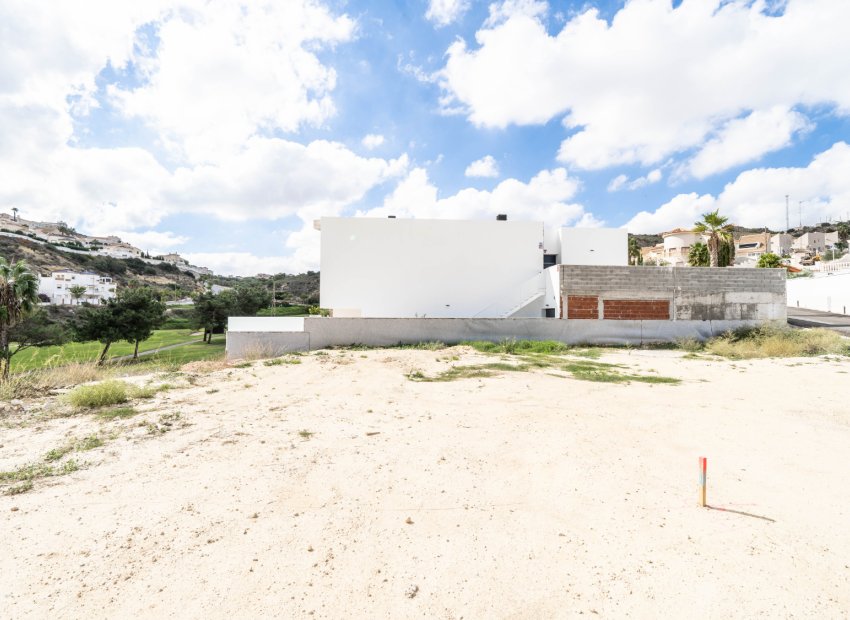 Resale - Plot / Land - Rojales - Ciudad Quesada