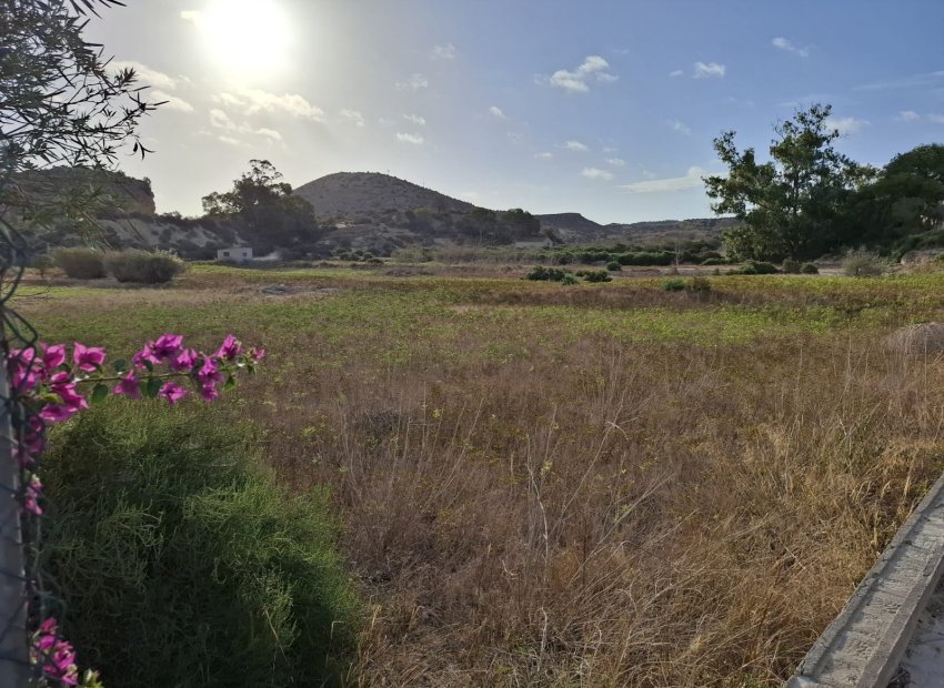 Resale - Plot / Land - Rojales - Ciudad Quesada