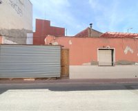 Resale - Plot / Land - Sax