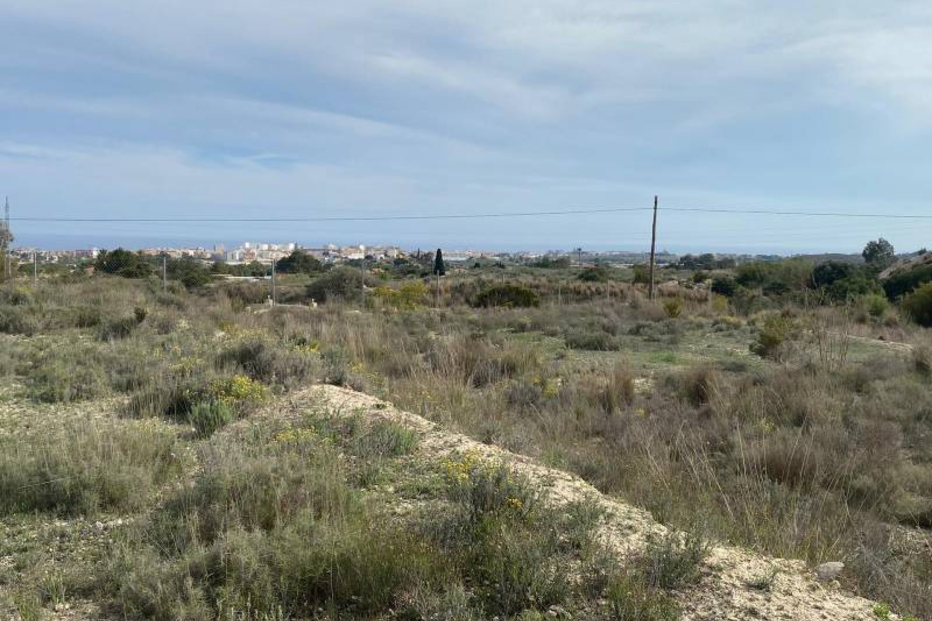 Resale - Plot / Land - Villajoyosa - Mediases