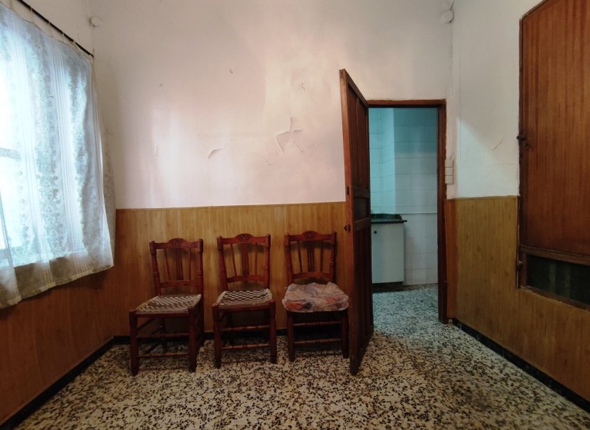 Resale - Townhouse / Duplex / Corner - Agres - town