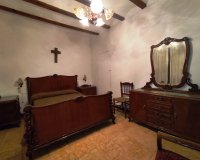 Resale - Townhouse / Duplex / Corner - Agres - town