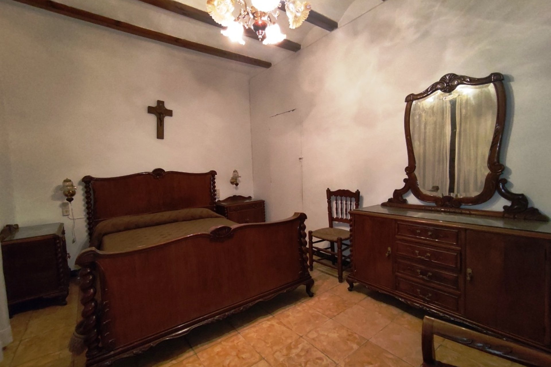 Resale - Townhouse / Duplex / Corner - Agres - town