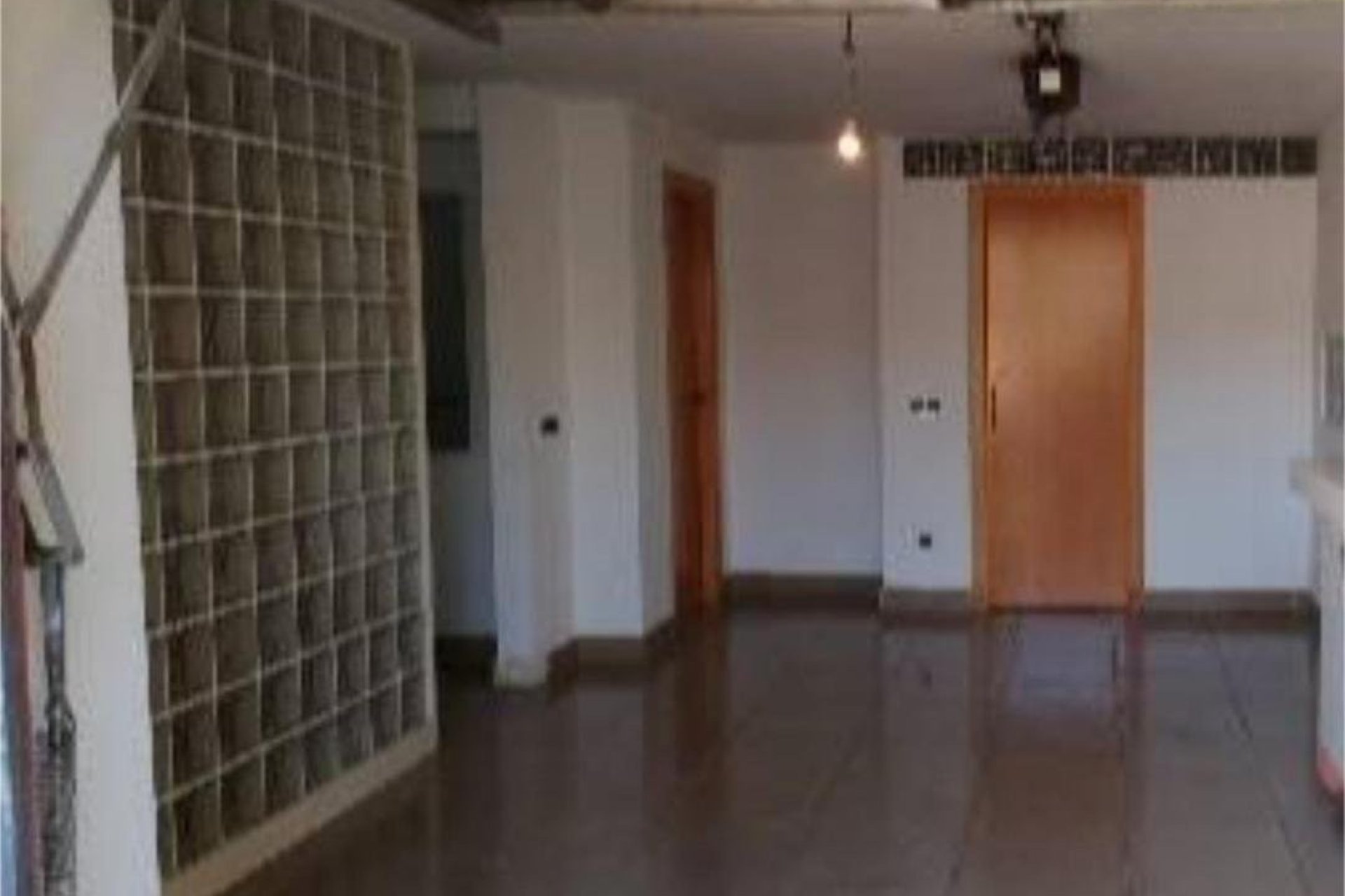 Resale - Townhouse / Duplex / Corner - Alfas del Pí - Colonia Escandinavia-Cautivador