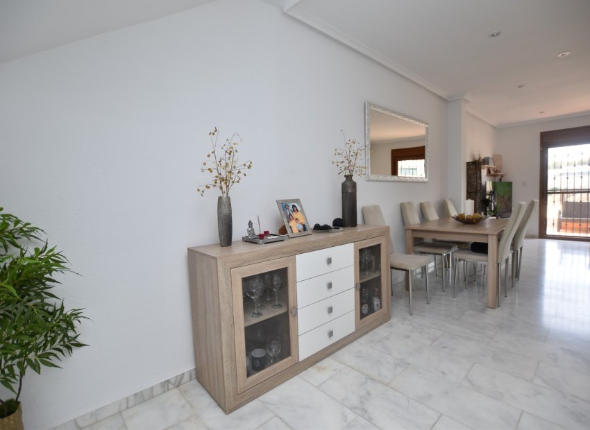 Resale - Townhouse / Duplex / Corner - Algorfa - La finca Golf