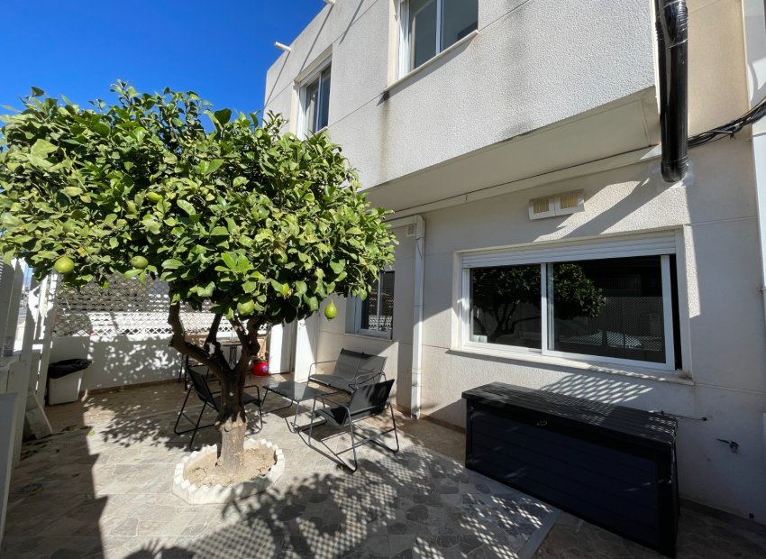 Resale - Townhouse / Duplex / Corner - Algorfa - La finca Golf