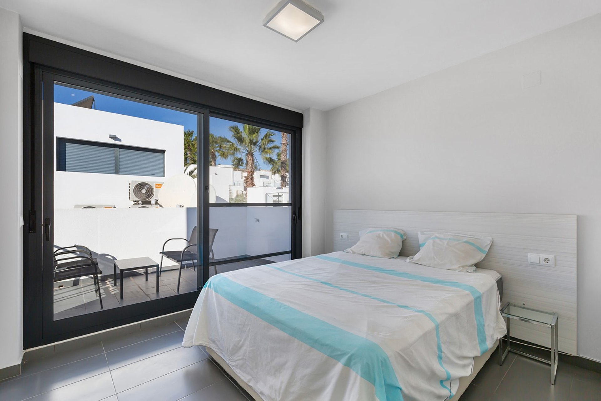 Resale - Townhouse / Duplex / Corner - Algorfa - La finca Golf