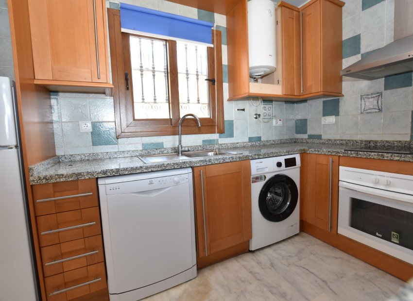 Resale - Townhouse / Duplex / Corner - Algorfa - La finca Golf