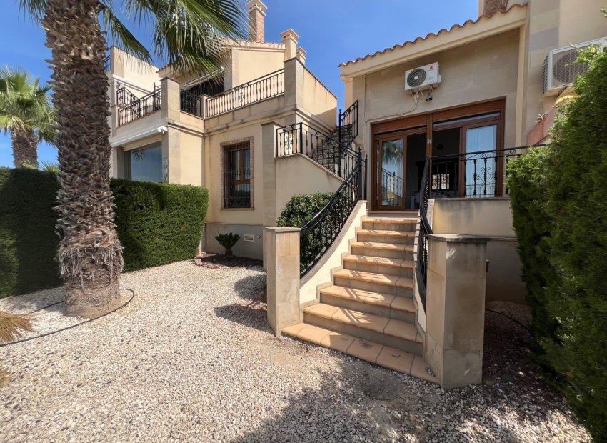 Resale - Townhouse / Duplex / Corner - Algorfa - La finca Golf