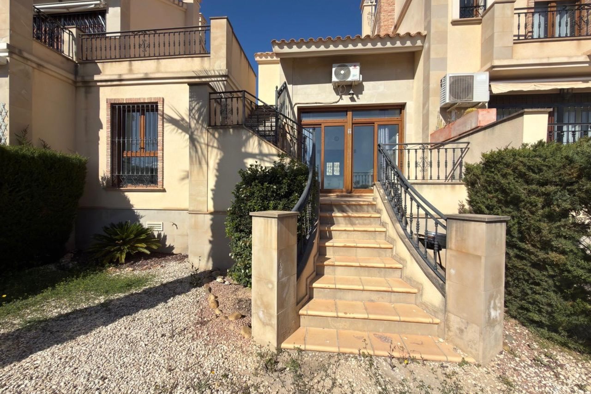 Resale - Townhouse / Duplex / Corner - Algorfa - La finca Golf