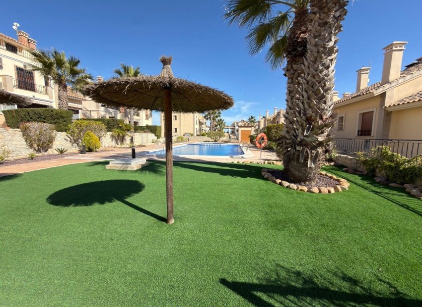 Resale - Townhouse / Duplex / Corner - Algorfa - La finca Golf