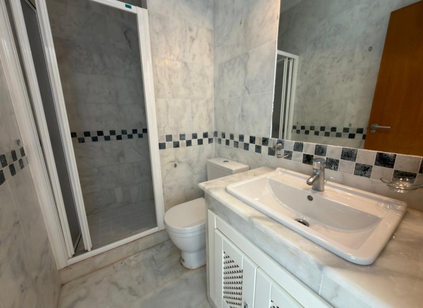 Resale - Townhouse / Duplex / Corner - Algorfa - La finca Golf