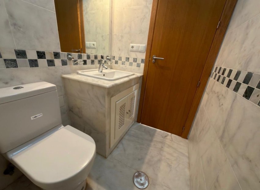 Resale - Townhouse / Duplex / Corner - Algorfa - La finca Golf