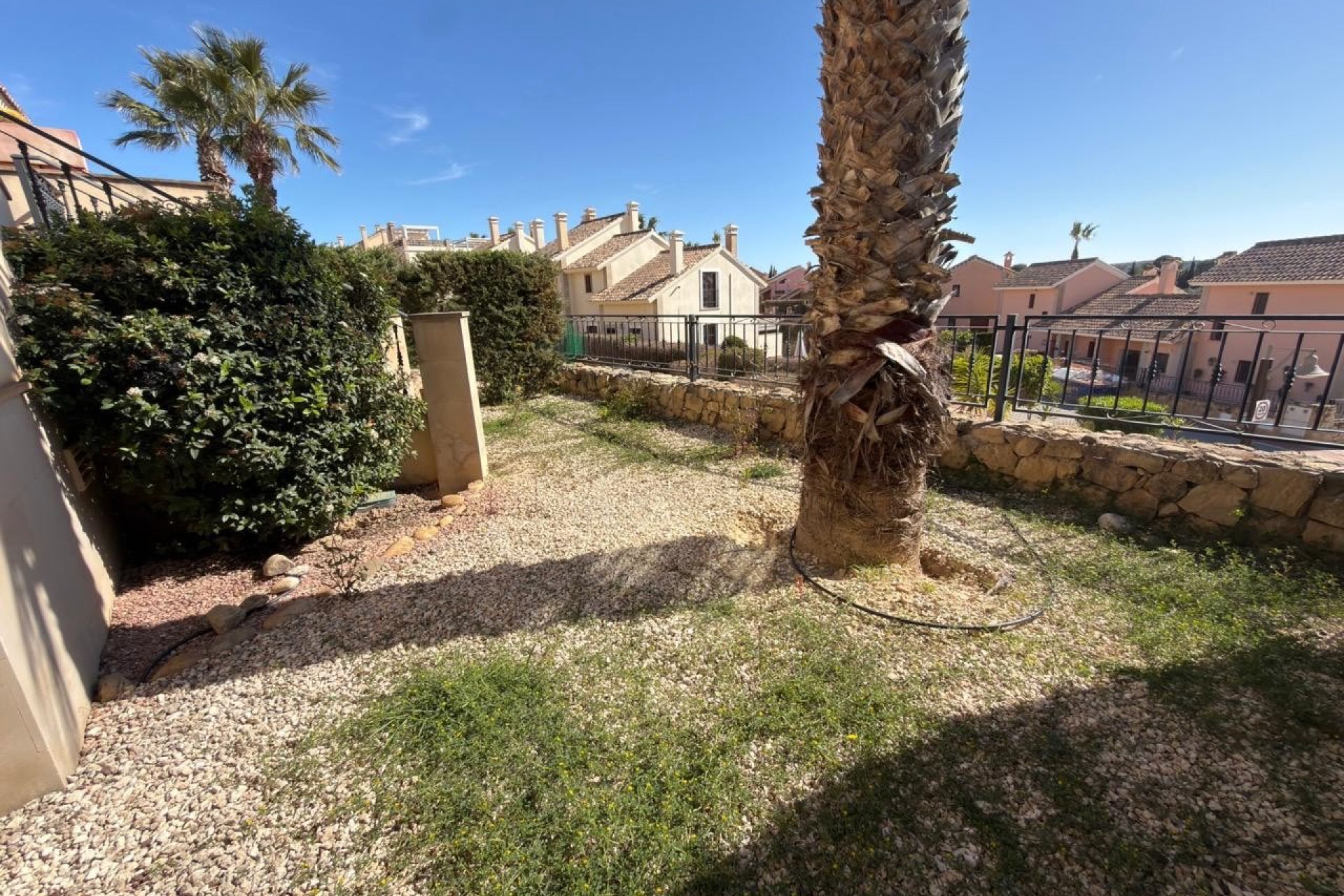 Resale - Townhouse / Duplex / Corner - Algorfa - La finca Golf