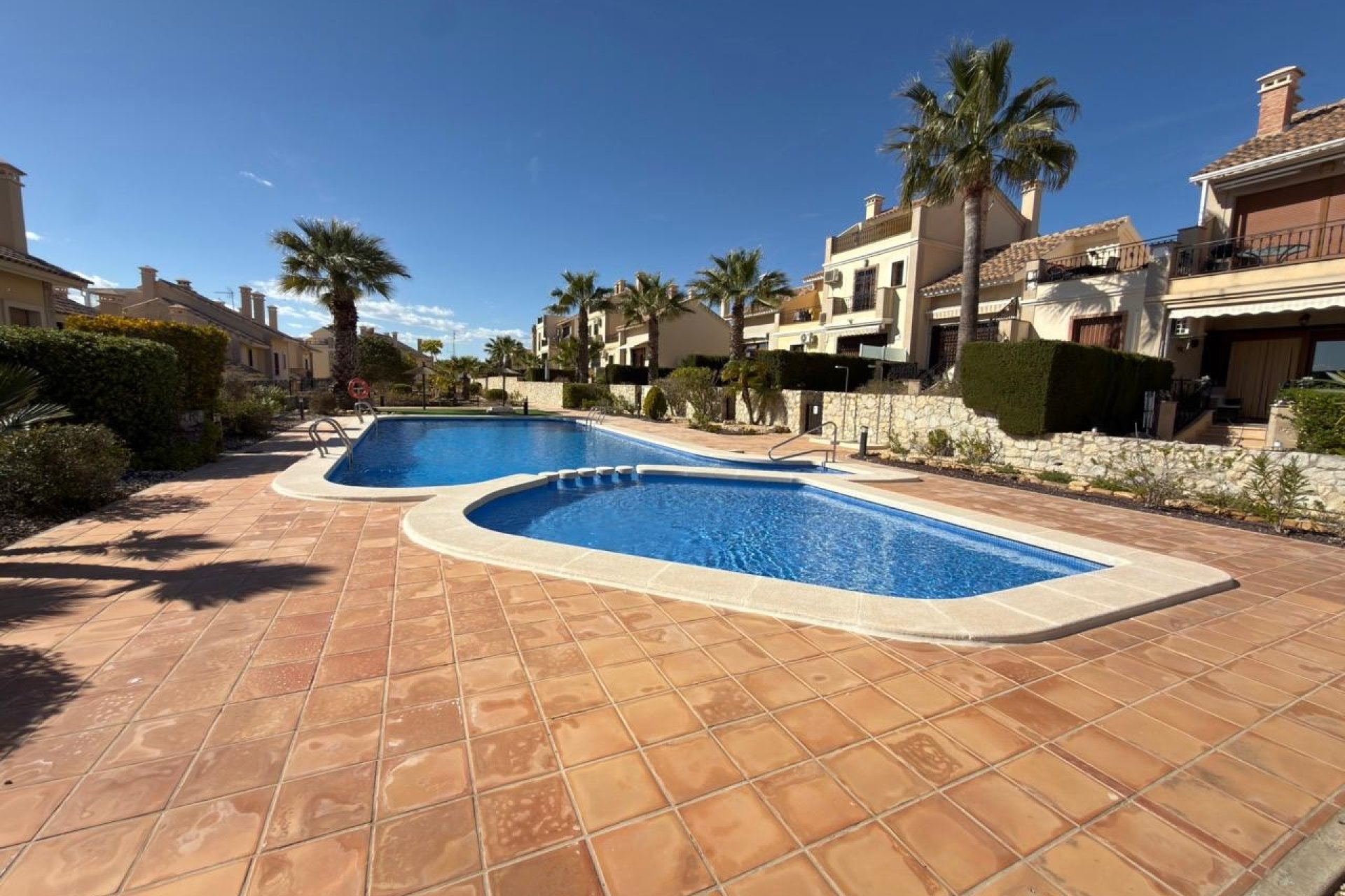 Resale - Townhouse / Duplex / Corner - Algorfa - La finca Golf