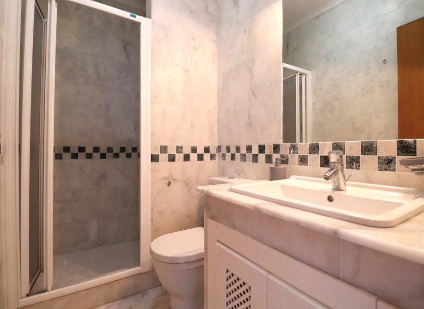 Resale - Townhouse / Duplex / Corner - Algorfa - La finca Golf