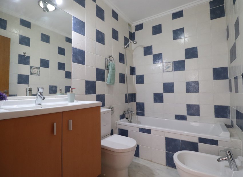 Resale - Townhouse / Duplex / Corner - Algorfa - La finca Golf