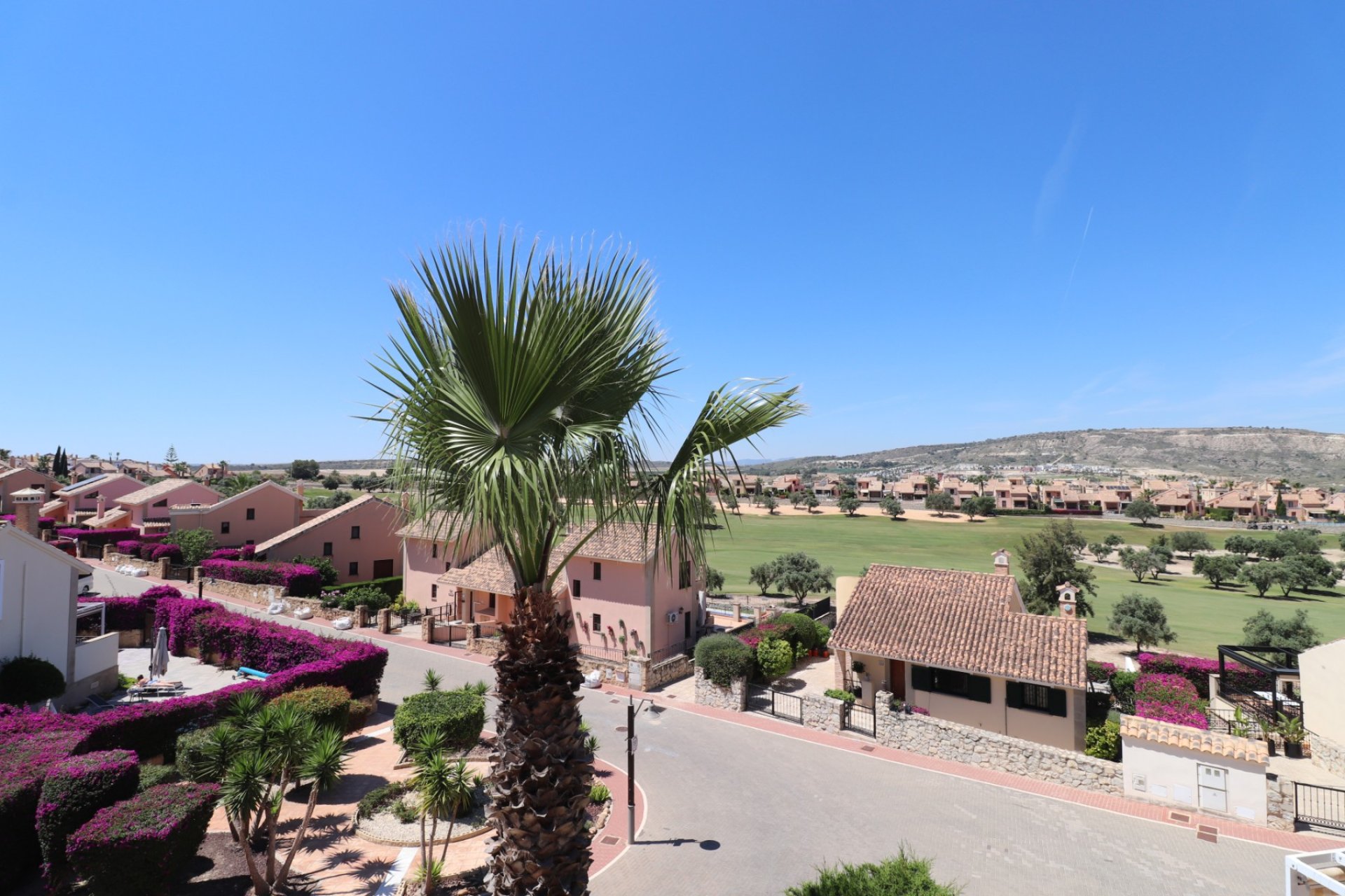 Resale - Townhouse / Duplex / Corner - Algorfa - La finca Golf