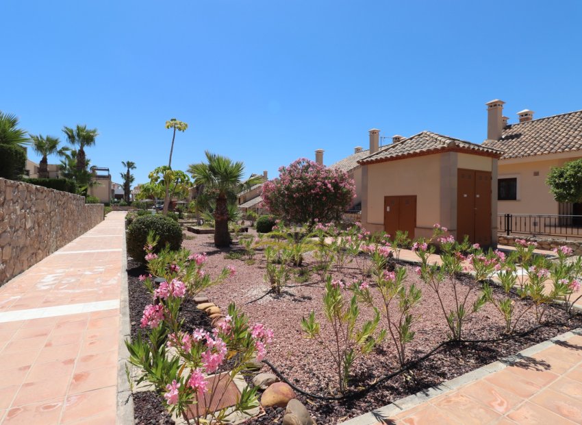 Resale - Townhouse / Duplex / Corner - Algorfa - La finca Golf