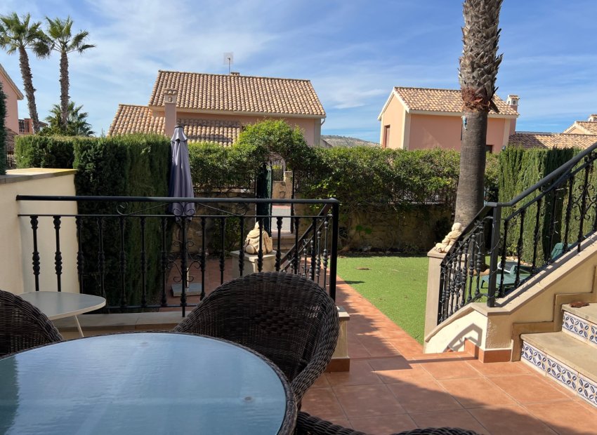 Resale - Townhouse / Duplex / Corner - Algorfa - La finca Golf