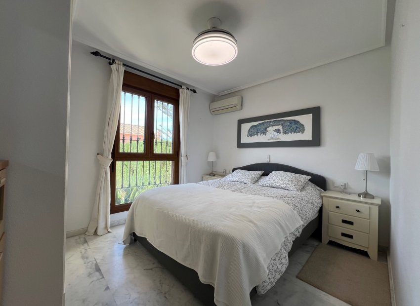 Resale - Townhouse / Duplex / Corner - Algorfa - La finca Golf
