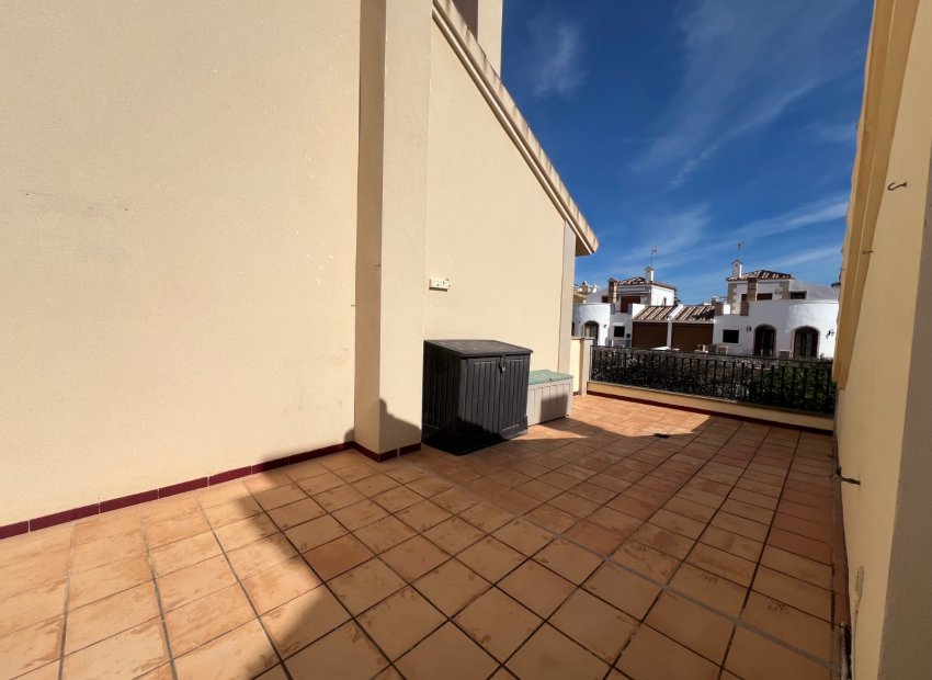 Resale - Townhouse / Duplex / Corner - Algorfa - La finca Golf