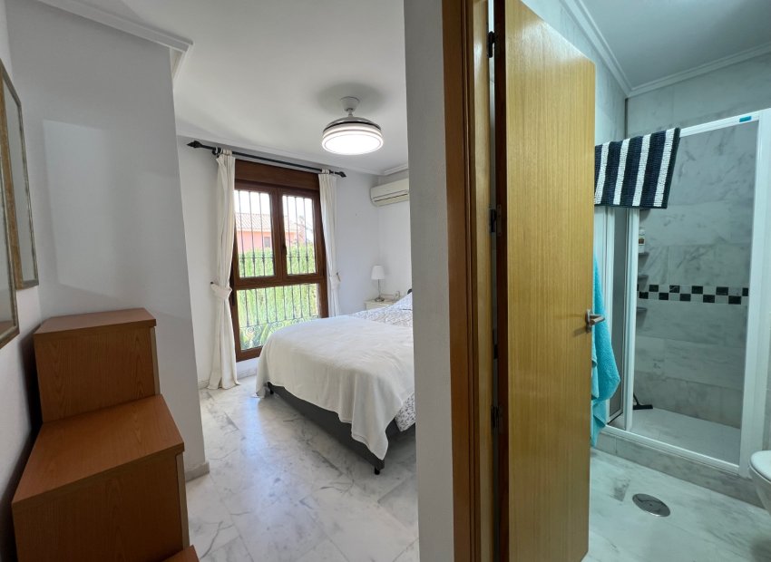 Resale - Townhouse / Duplex / Corner - Algorfa - La finca Golf