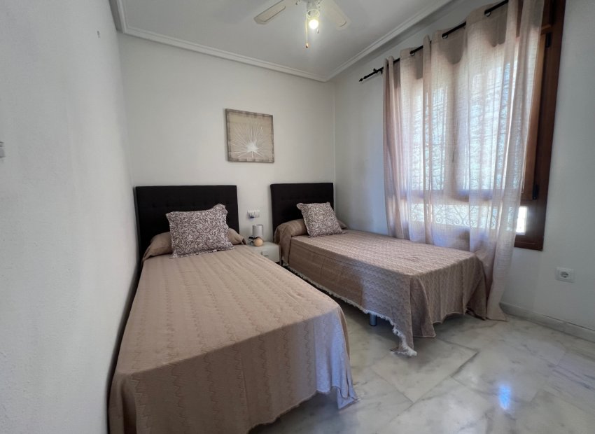 Resale - Townhouse / Duplex / Corner - Algorfa - La finca Golf