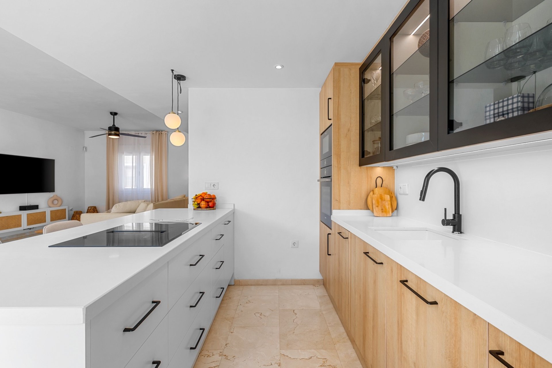 Resale - Townhouse / Duplex / Corner - Alicante - Playa San Juan