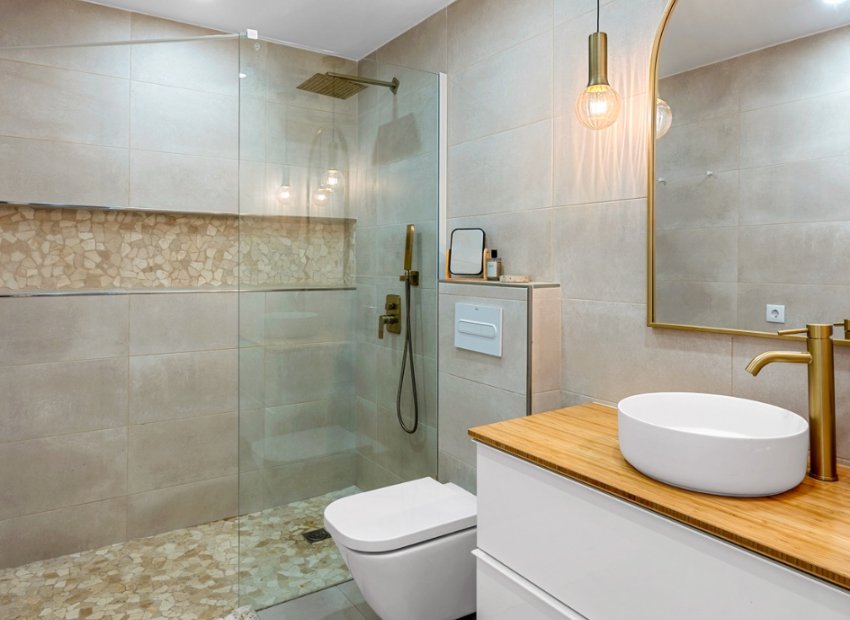Resale - Townhouse / Duplex / Corner - Alicante - Playa San Juan