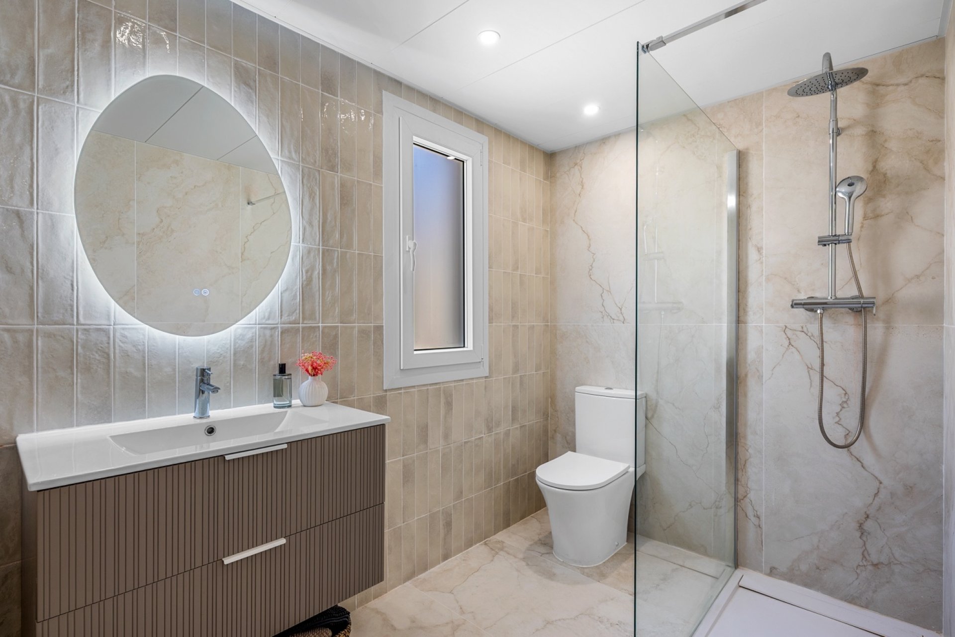 Resale - Townhouse / Duplex / Corner - Alicante - Playa San Juan