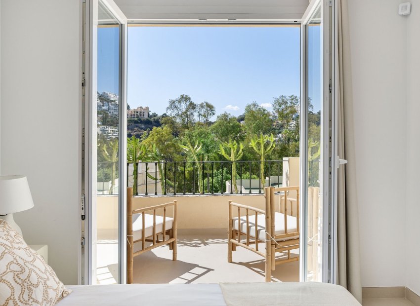 Resale - Townhouse / Duplex / Corner - Benahavís - La Quinta