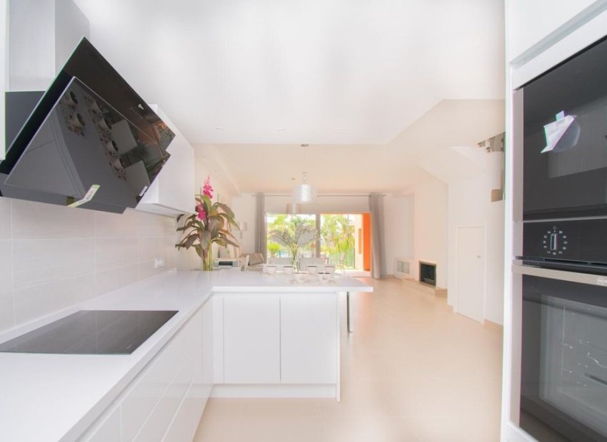 Resale - Townhouse / Duplex / Corner - Benahavís