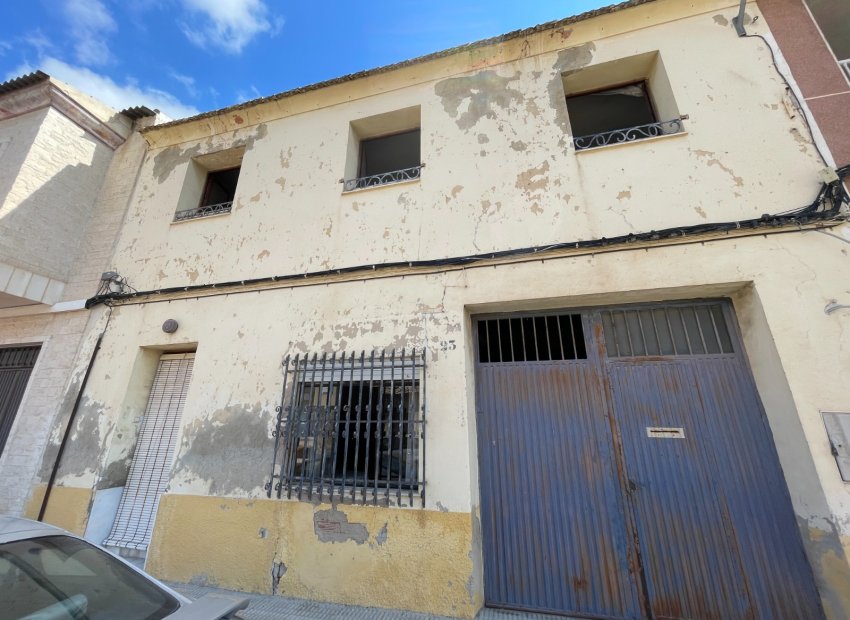 Resale - Townhouse / Duplex / Corner - Benejúzar - Comunidad Valenciana