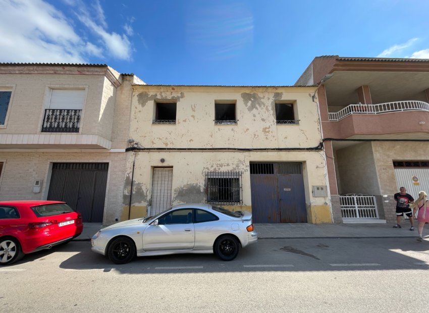 Resale - Townhouse / Duplex / Corner - Benejúzar - Comunidad Valenciana
