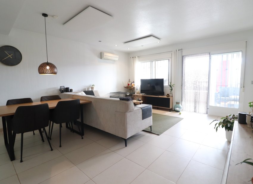 Resale - Townhouse / Duplex / Corner - Benijofar