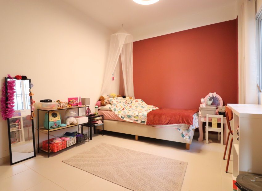 Resale - Townhouse / Duplex / Corner - Benijofar