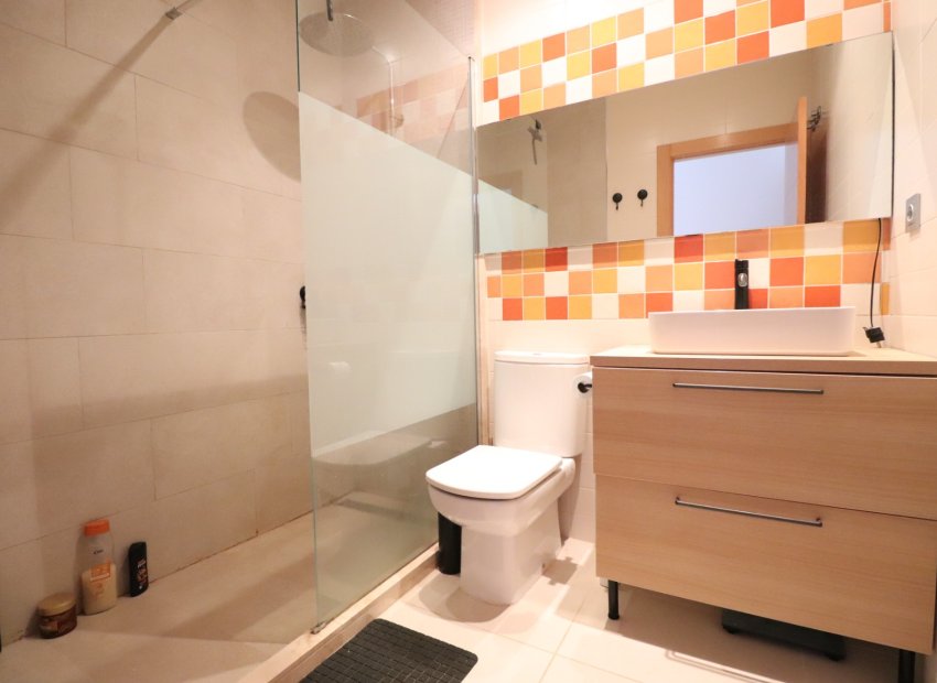 Resale - Townhouse / Duplex / Corner - Benijofar